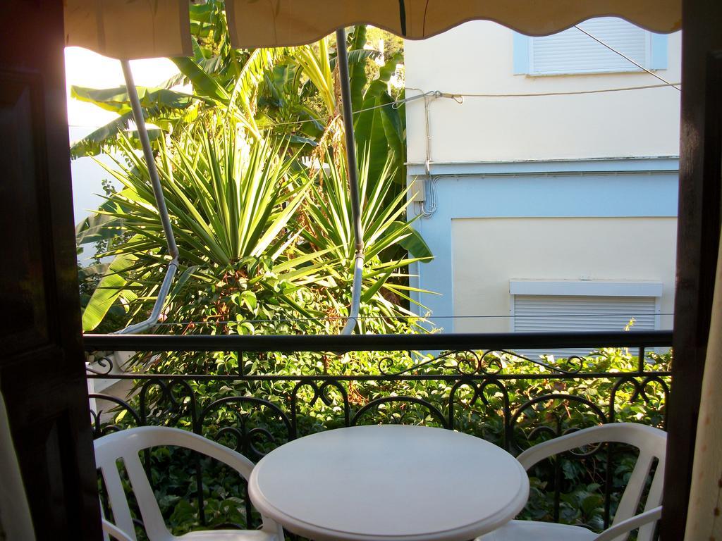 קארלובאסי Jasmine'S Guest House חדר תמונה